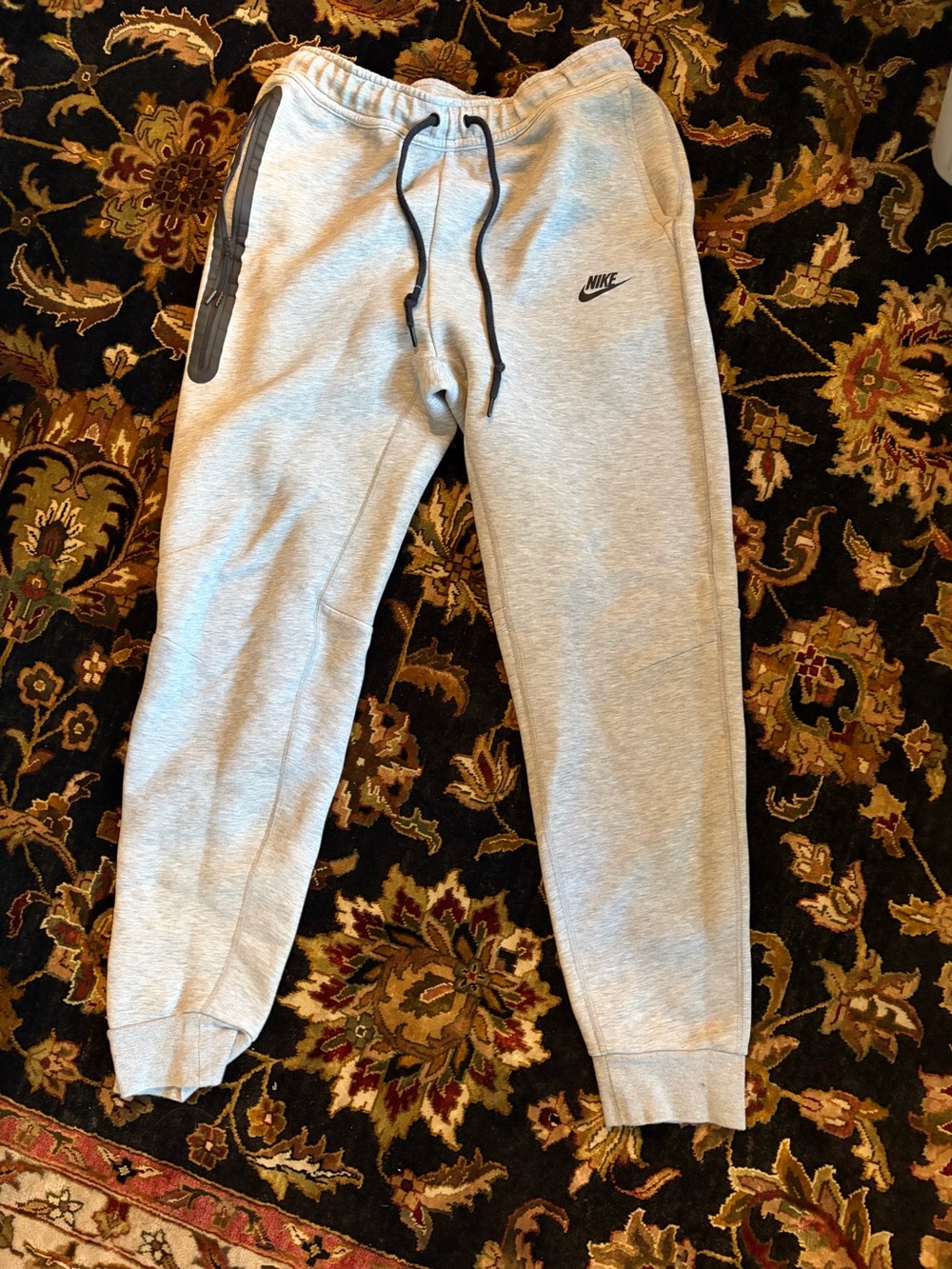 Men Nike Tech Fleece Joggers
